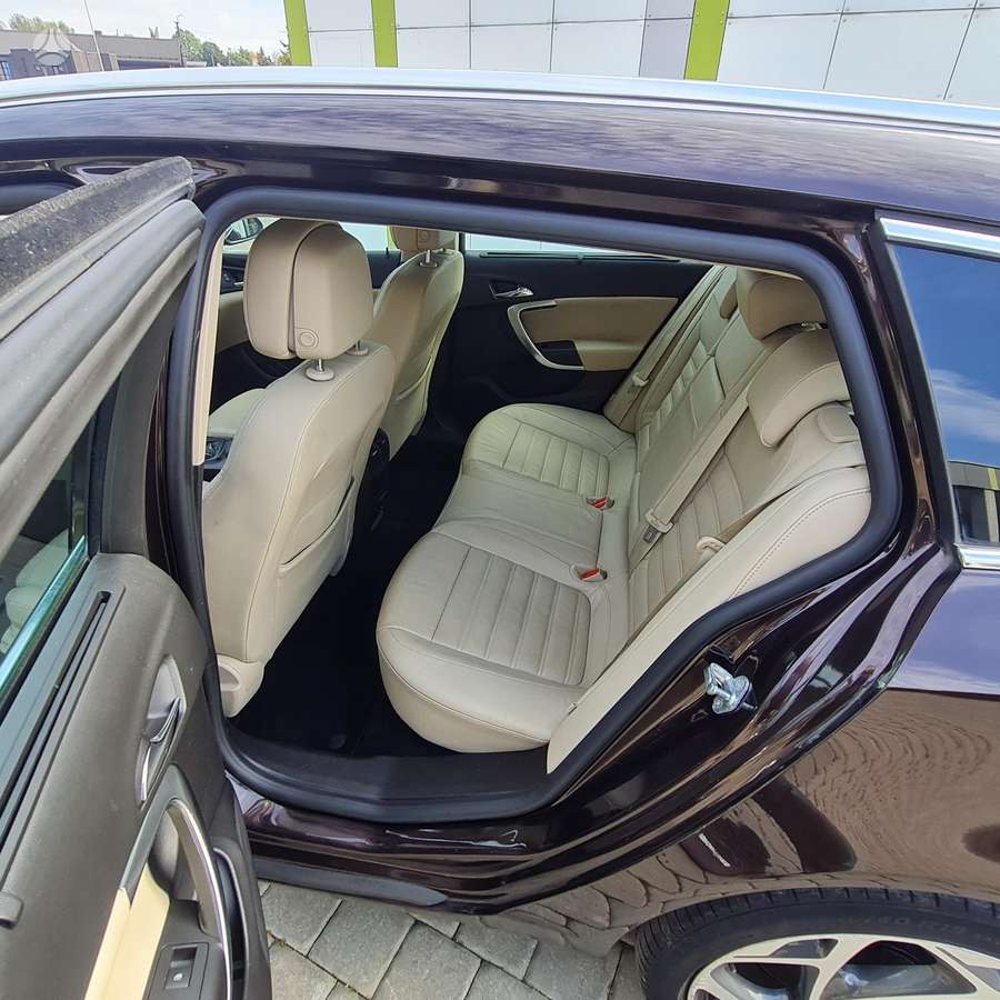 Opel Insignia, 2.0 l., wagon