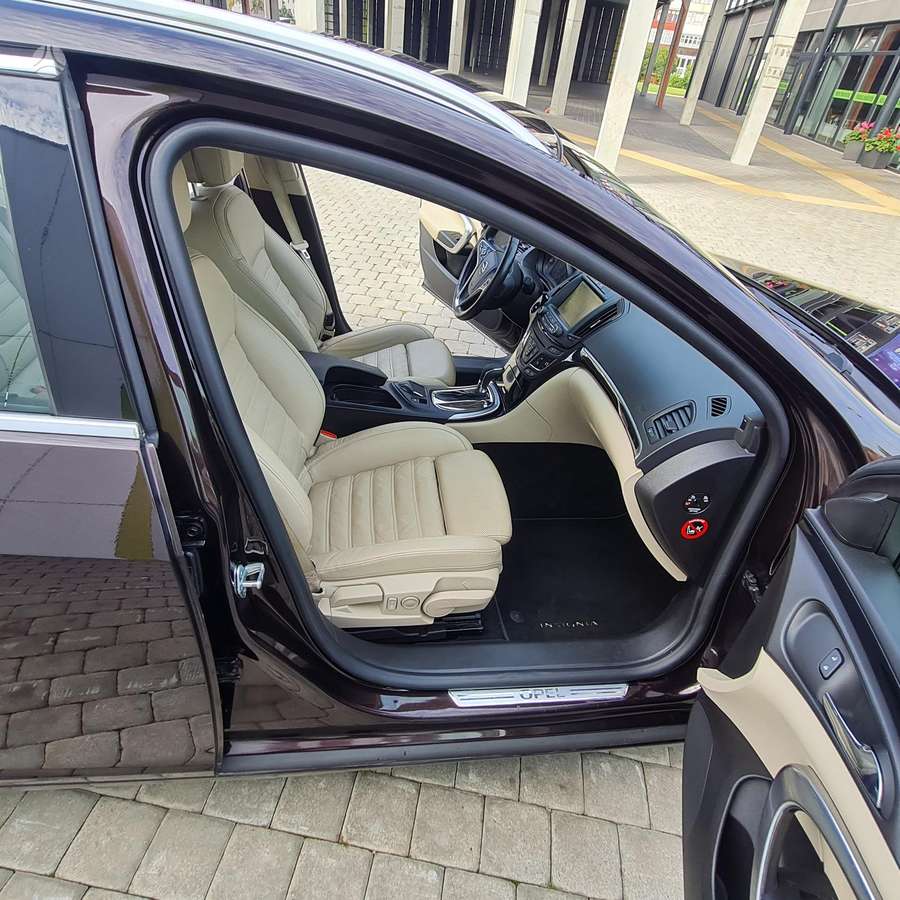 Opel Insignia, 2.0 l., Универсал