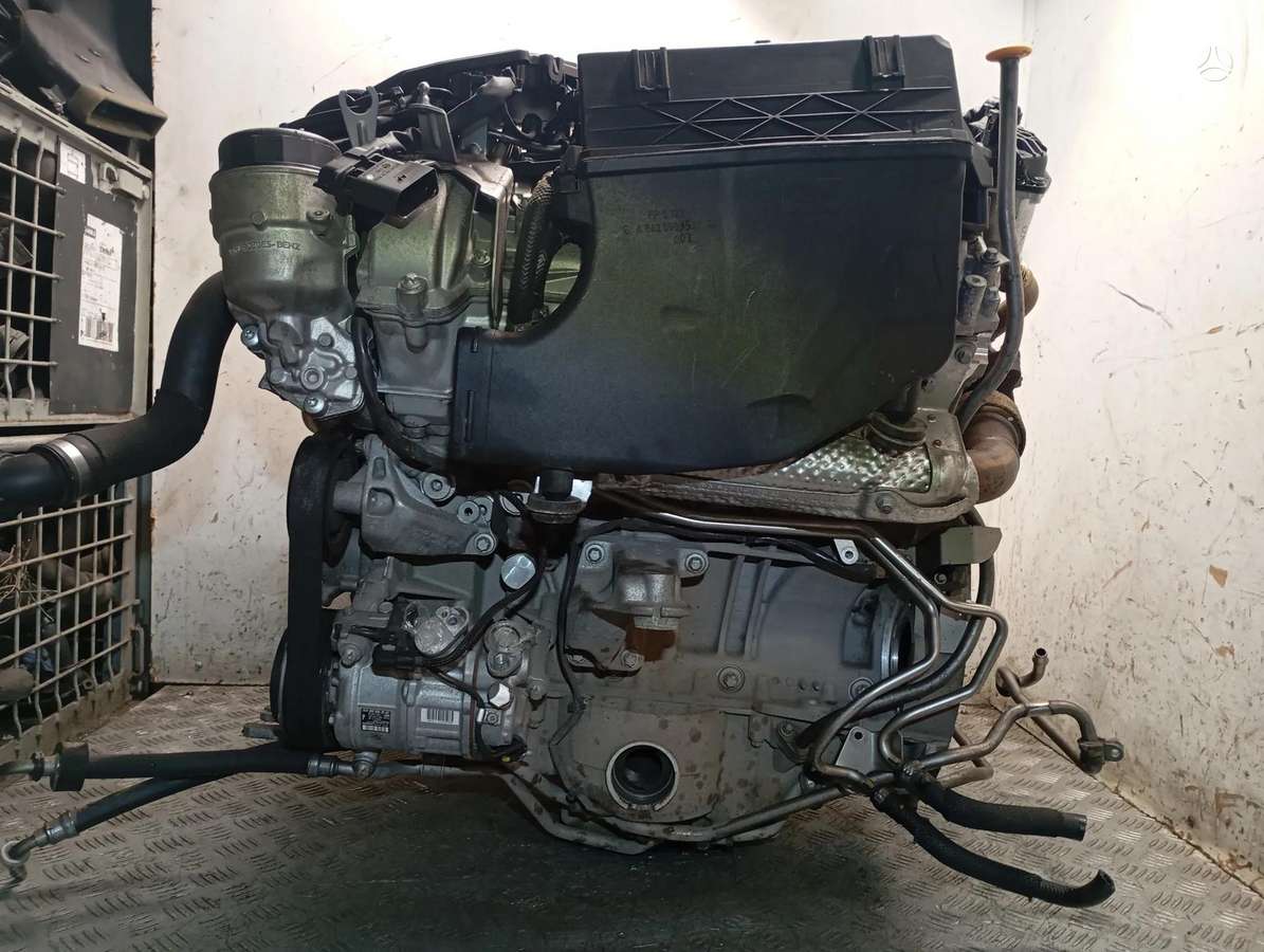 Mercedes-Benz E350, OM642.873, engine parts