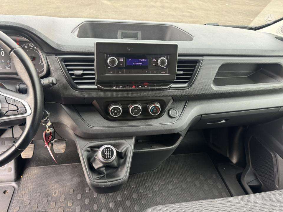 Renault Trafic, 2.0 l., cargo van