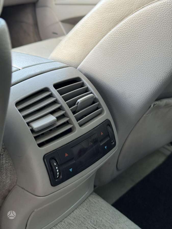 Mercedes-Benz E320, 3.2 l., wagon