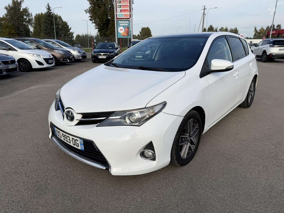Toyota Auris, 1.4 l., hatchback