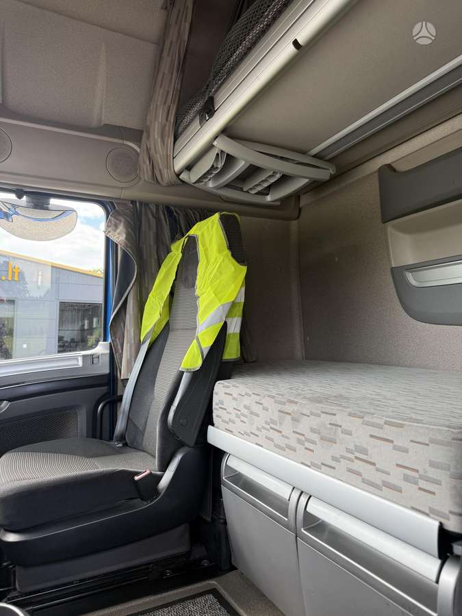 DAF XF 410, автовозы