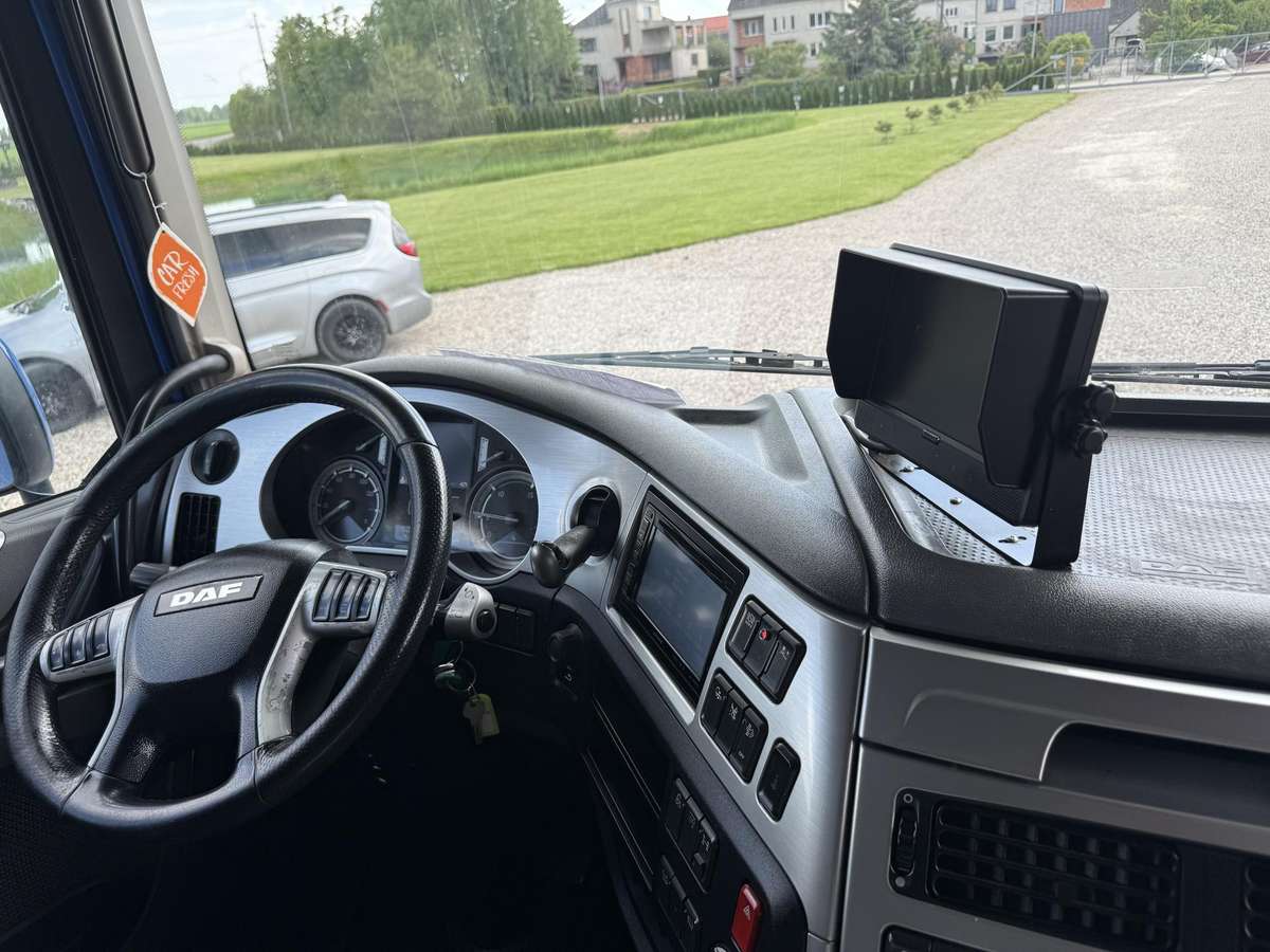 DAF XF 410, auto transporters