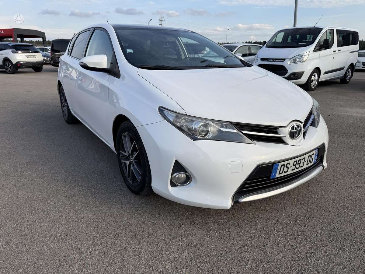 Toyota Auris, 1.4 l., hatchback