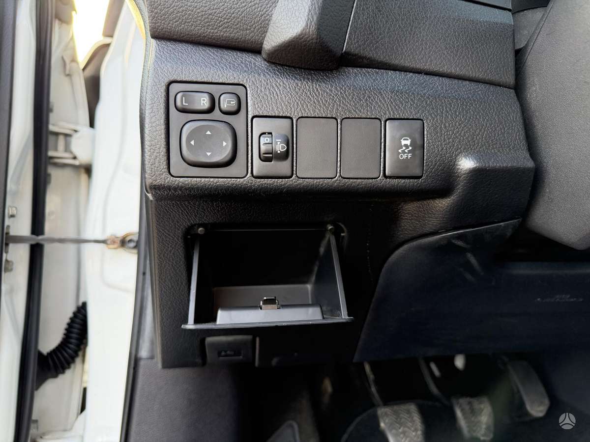 Toyota Auris, 1.4 l., hatchback