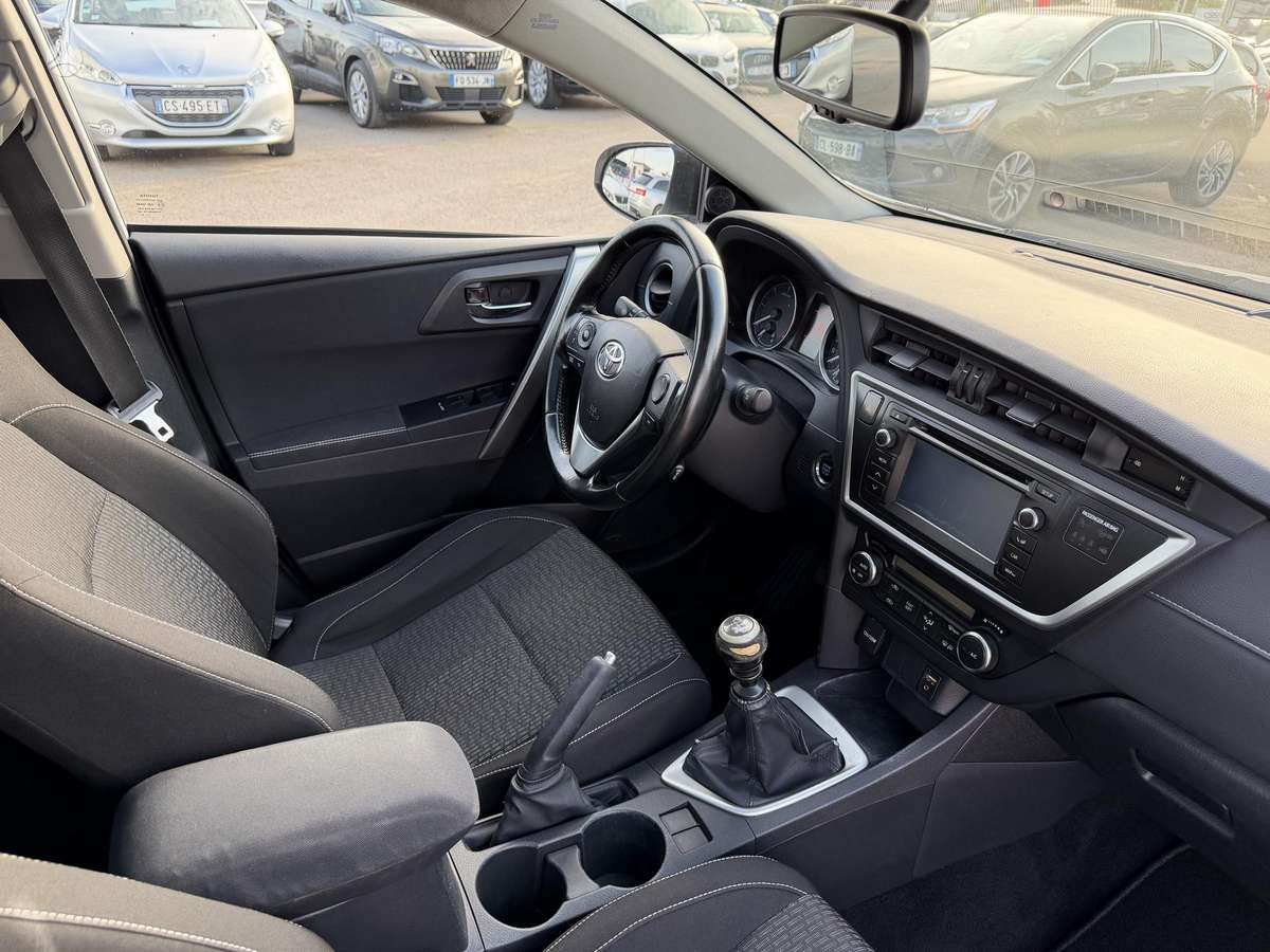 Toyota Auris, 1.4 l., hatchback
