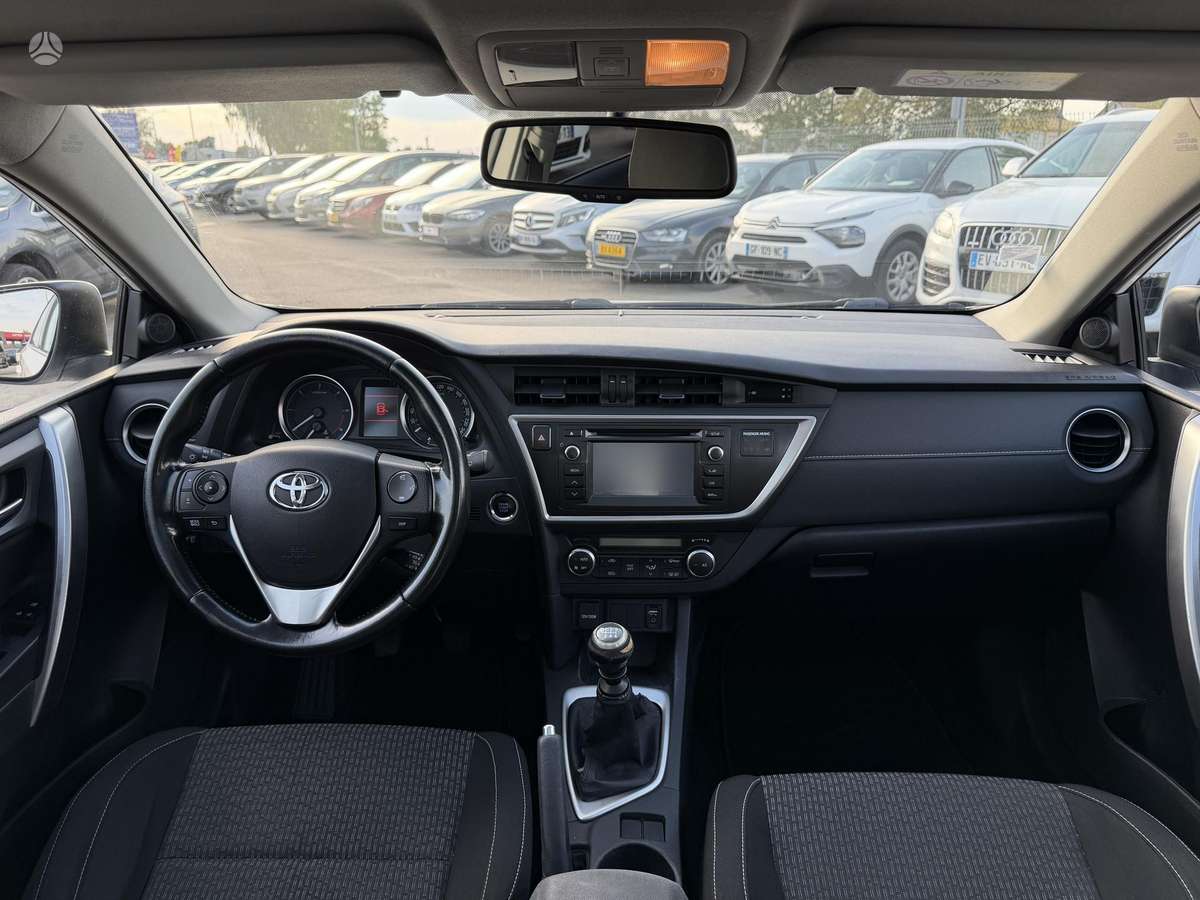 Toyota Auris, 1.4 l., hatchback
