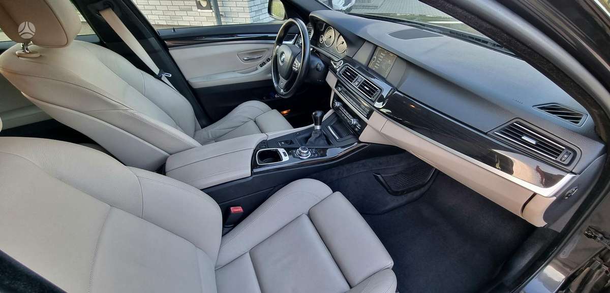 BMW 520, 2.0 l., wagon