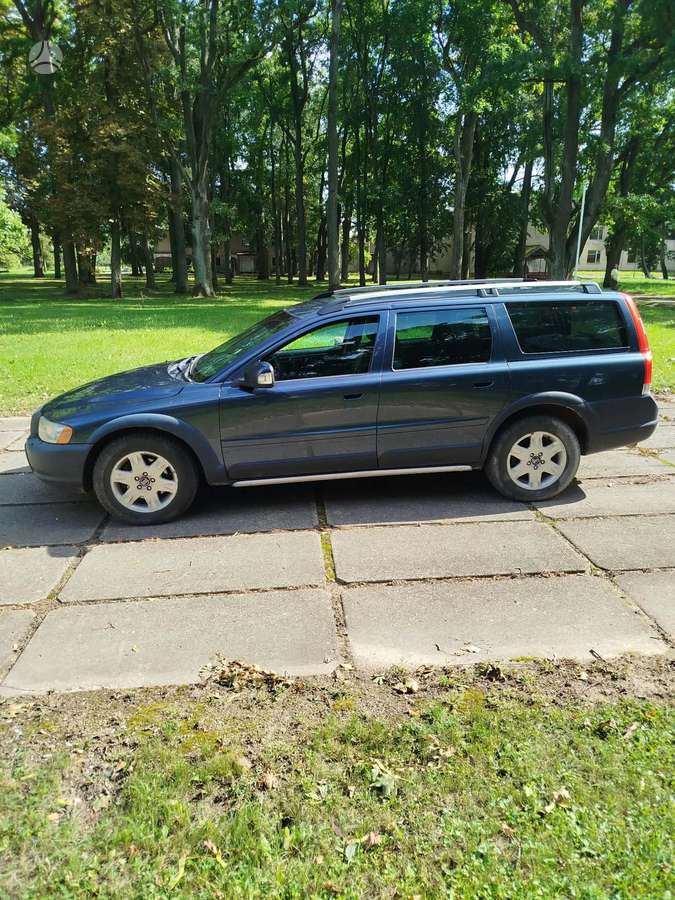 Volvo XC70, 2.4 l., wagon