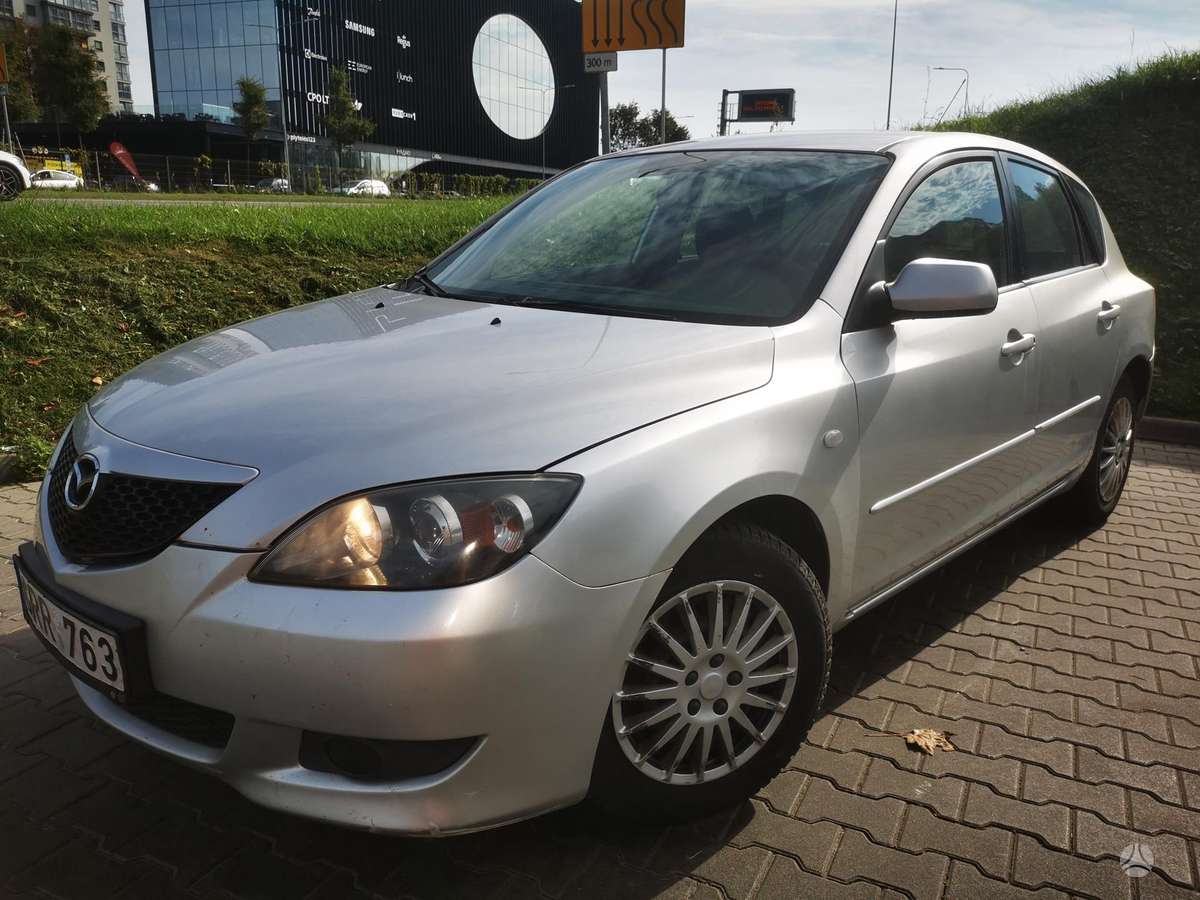 Mazda 3, Хэтчбек