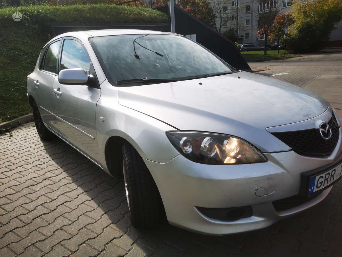 Mazda 3, Хэтчбек