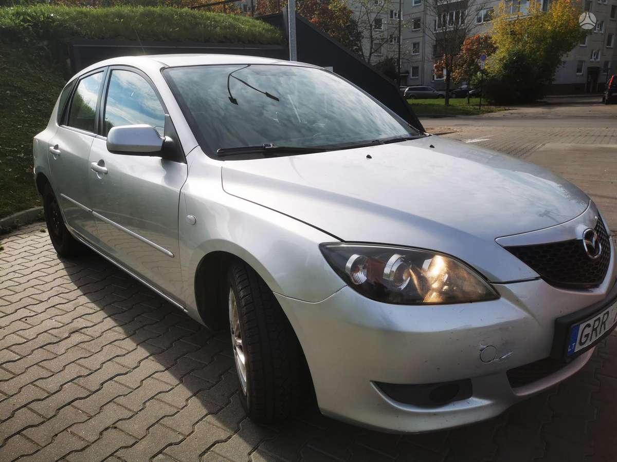 Mazda 3, Хэтчбек