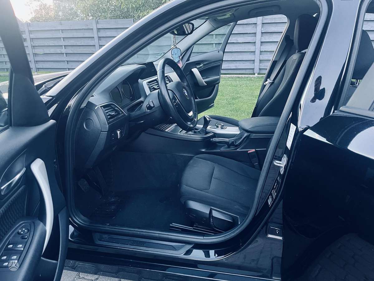 BMW 116, 1.5 l., Хэтчбек