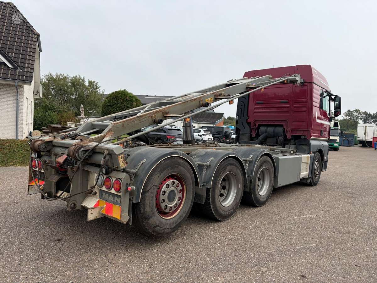 MAN TGX 35.560 8x4, dumpers / tippers
