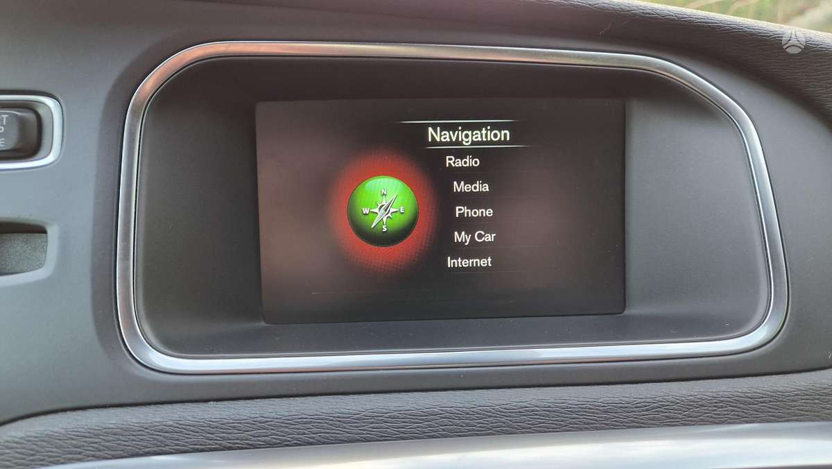 Volvo V40, 1.6 l., Хэтчбек