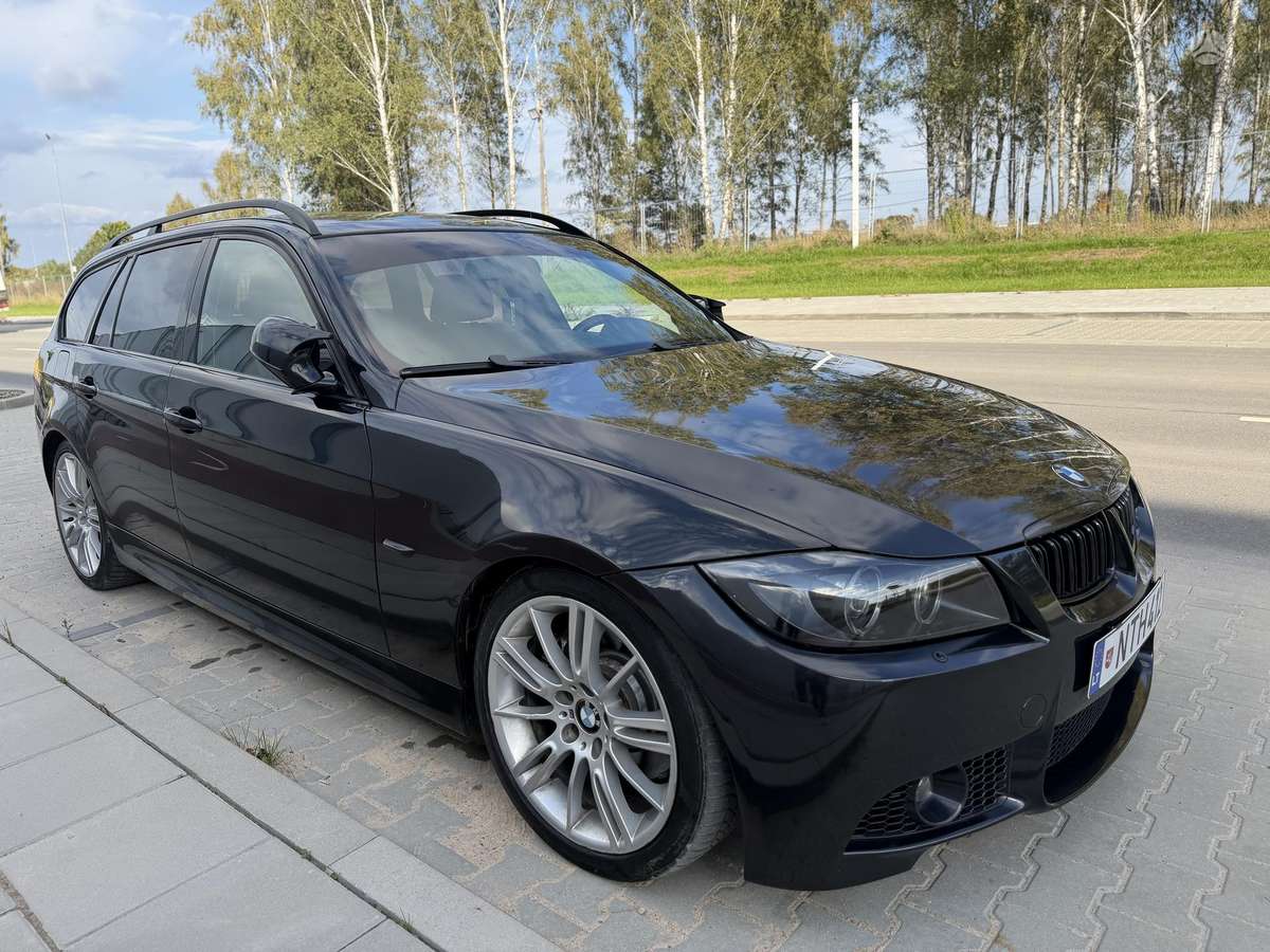 BMW 330, 3.0 l., wagon