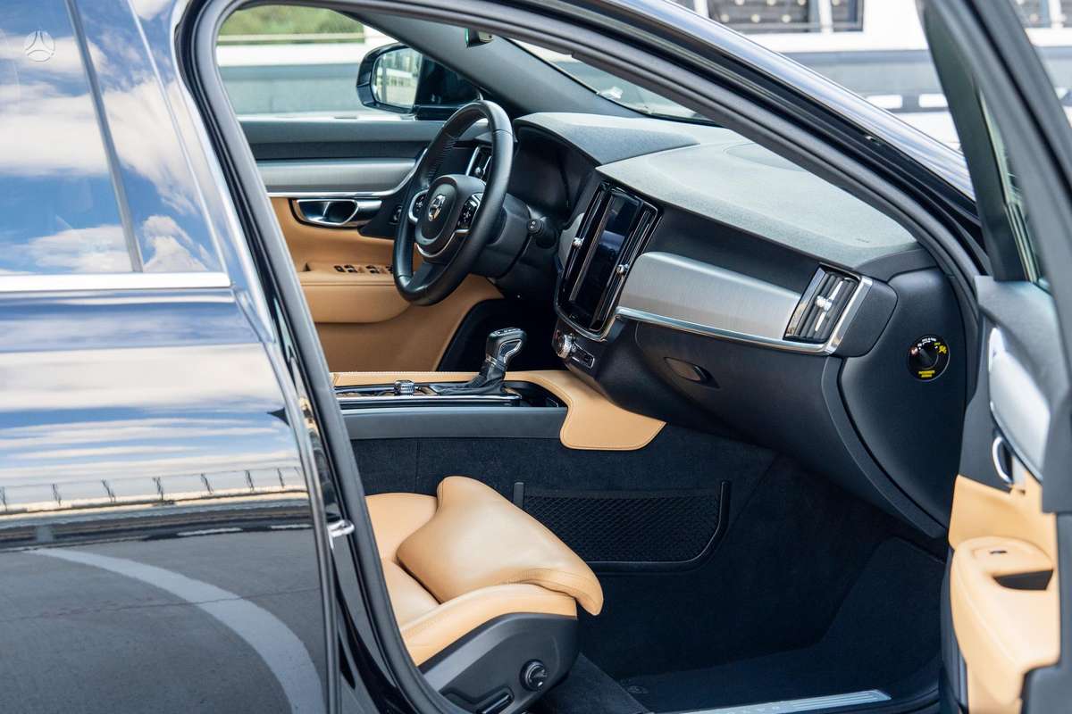 Volvo V90, 2.0 l., Универсал