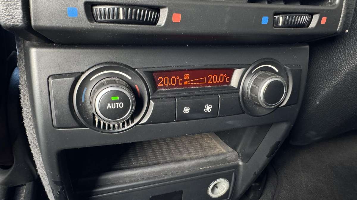 BMW X5, 4.4 l., off-road / crossover