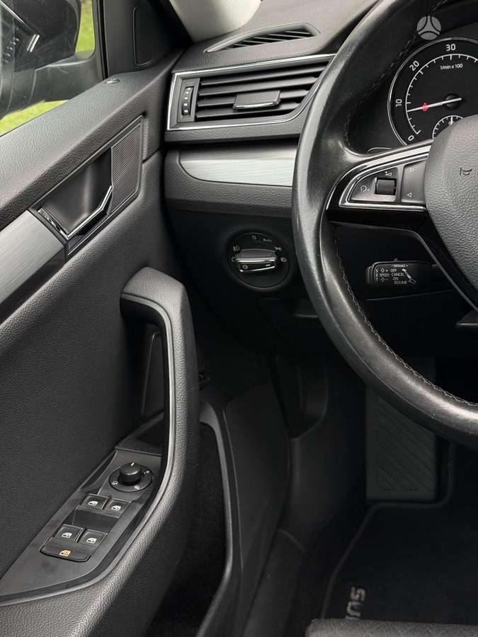 Skoda Superb, 2.0 l., universalas