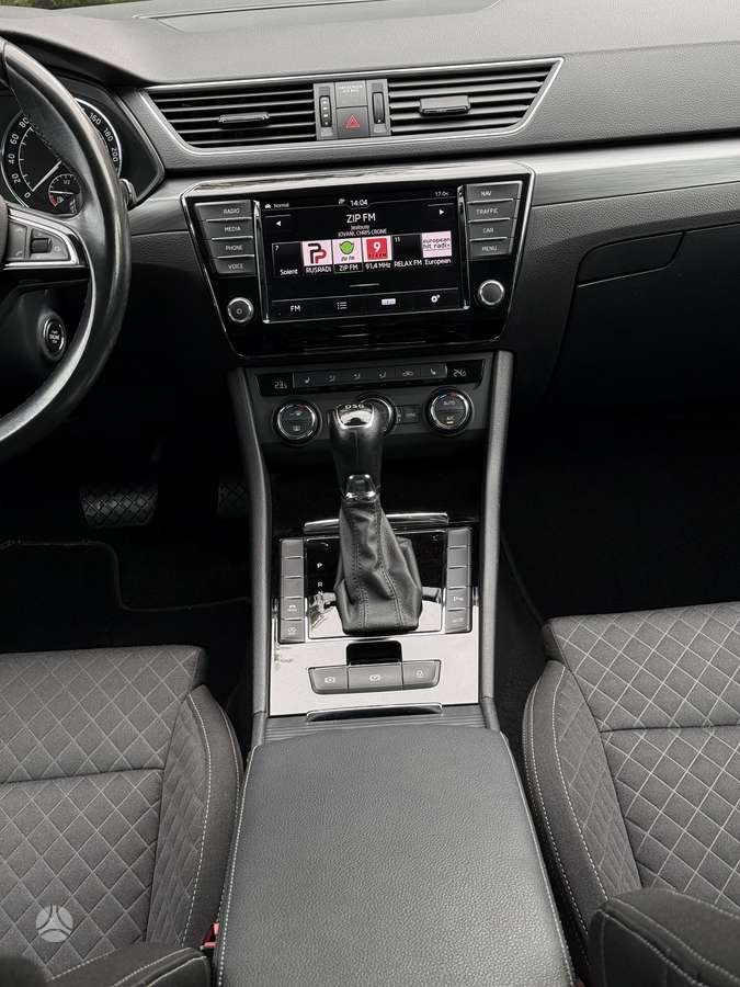 Skoda Superb, 2.0 l., universalas