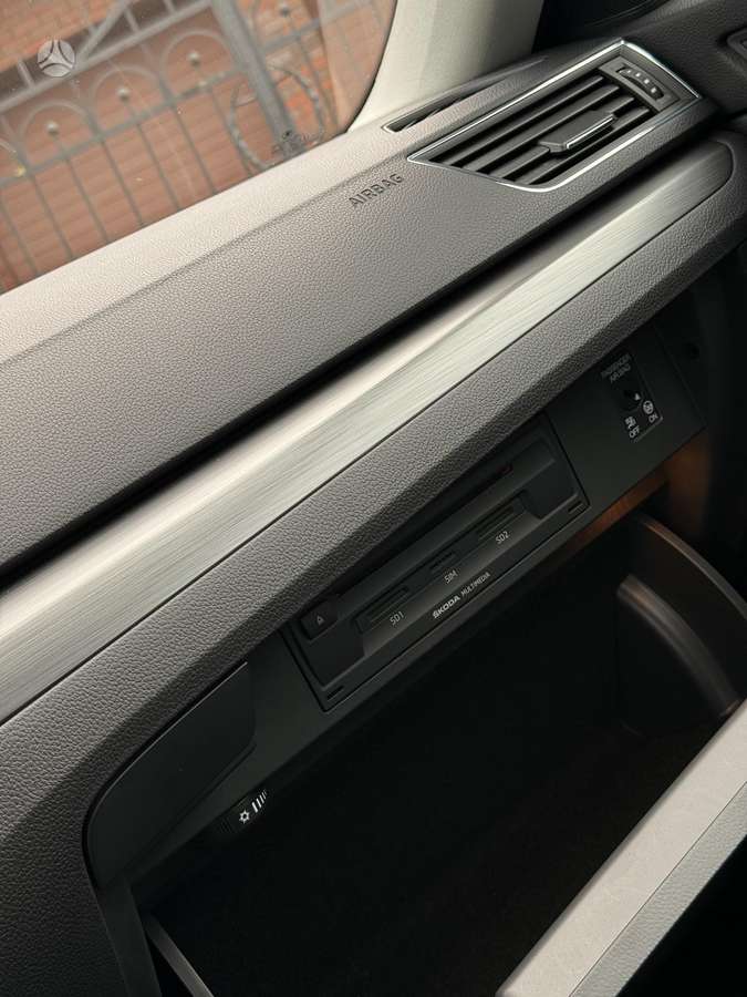 Skoda Superb, 2.0 l., wagon