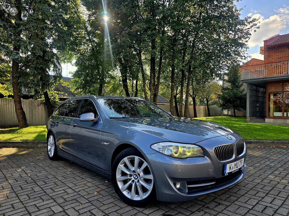 BMW 520, 2.0 l., wagon