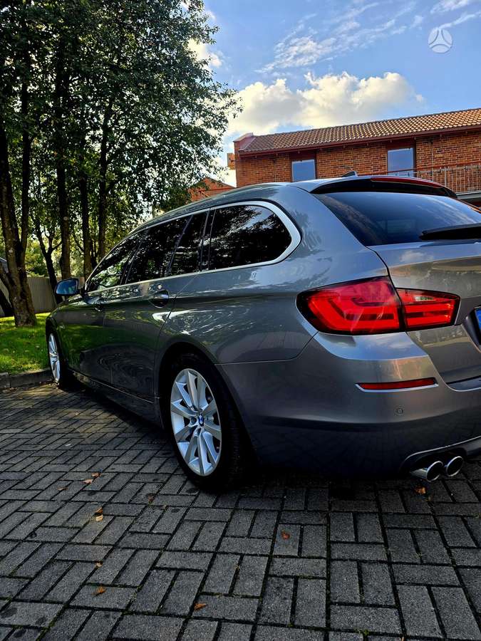 BMW 520, 2.0 l., wagon