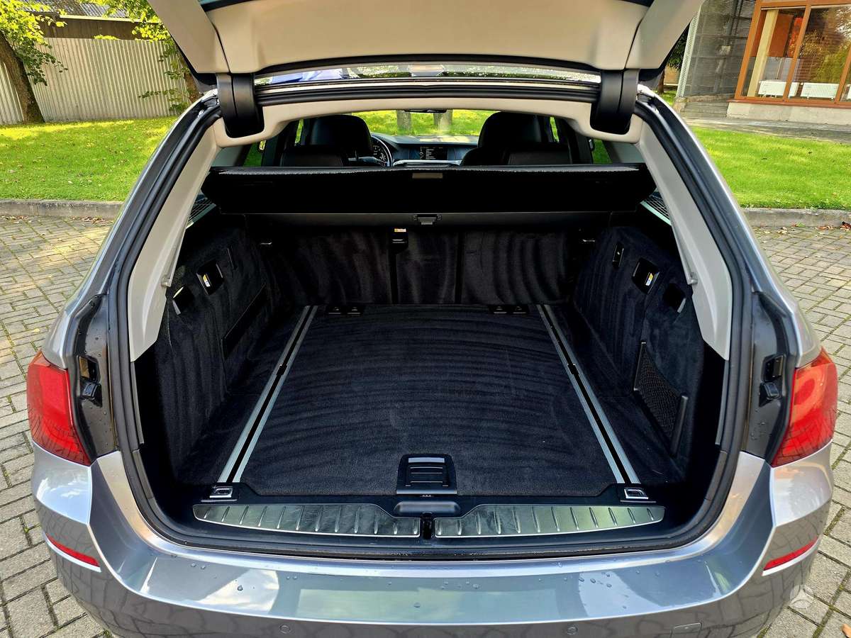 BMW 520, 2.0 l., wagon