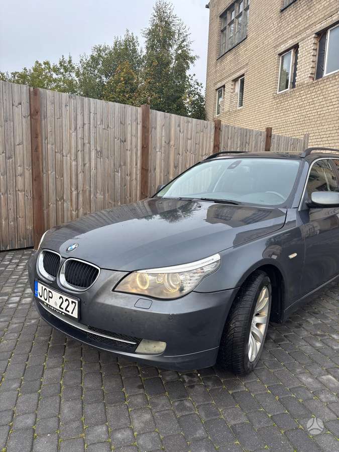 BMW 520, 2.0 l., wagon