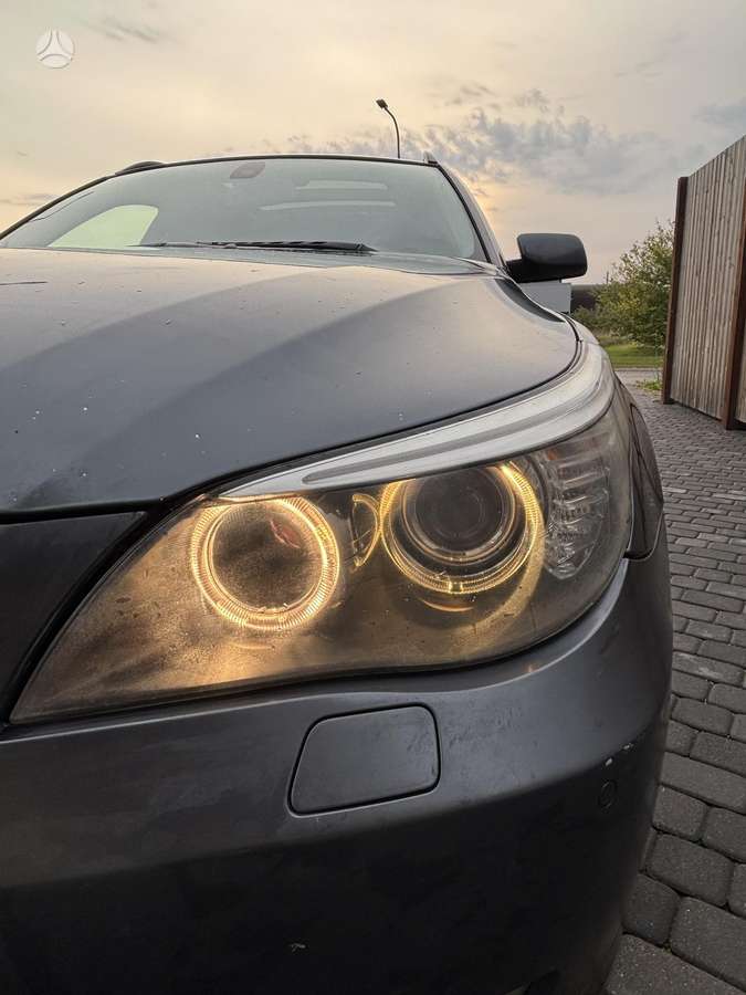 BMW 520, 2.0 l., universalas