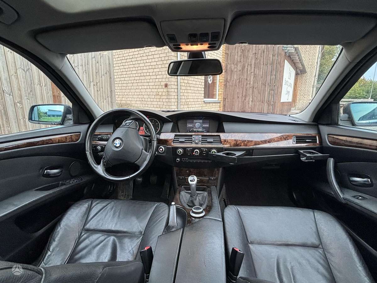 BMW 520, 2.0 l., universalas