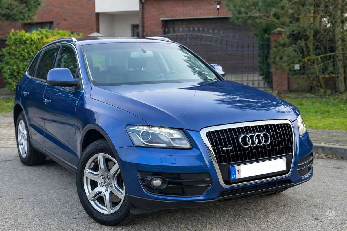 Audi Q5, off-road / crossover