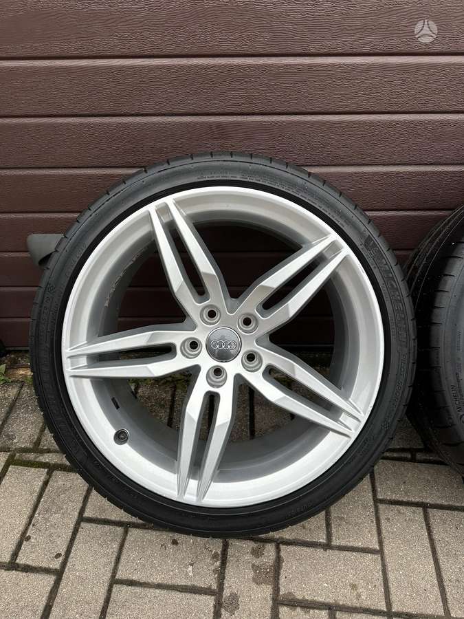 Audi A5, light alloy, R19