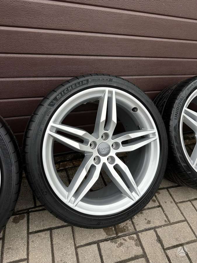 Audi A5, lengvojo lydinio, R19