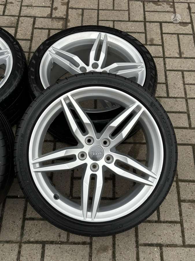 Audi A5, light alloy, R19