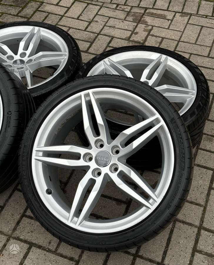 Audi A5, light alloy, R19