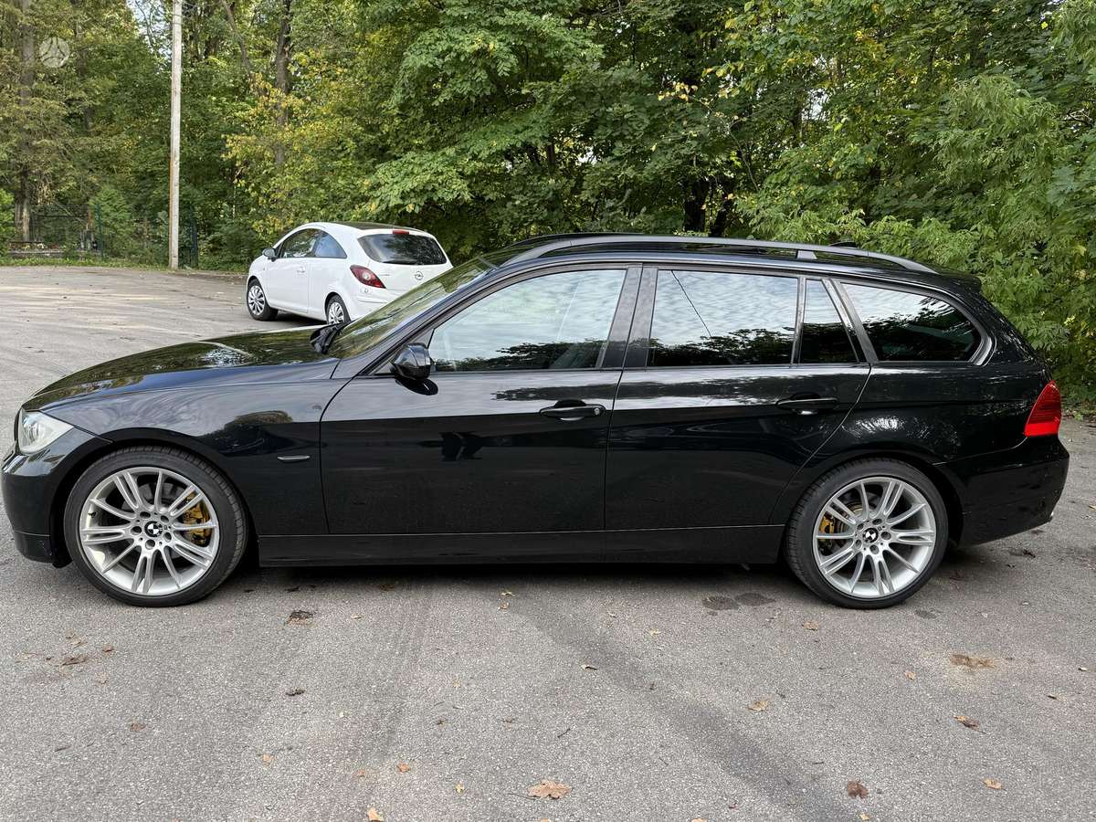 BMW 320, 2.0 l., wagon