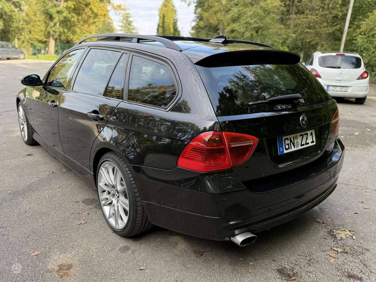 BMW 320, 2.0 l., universalas