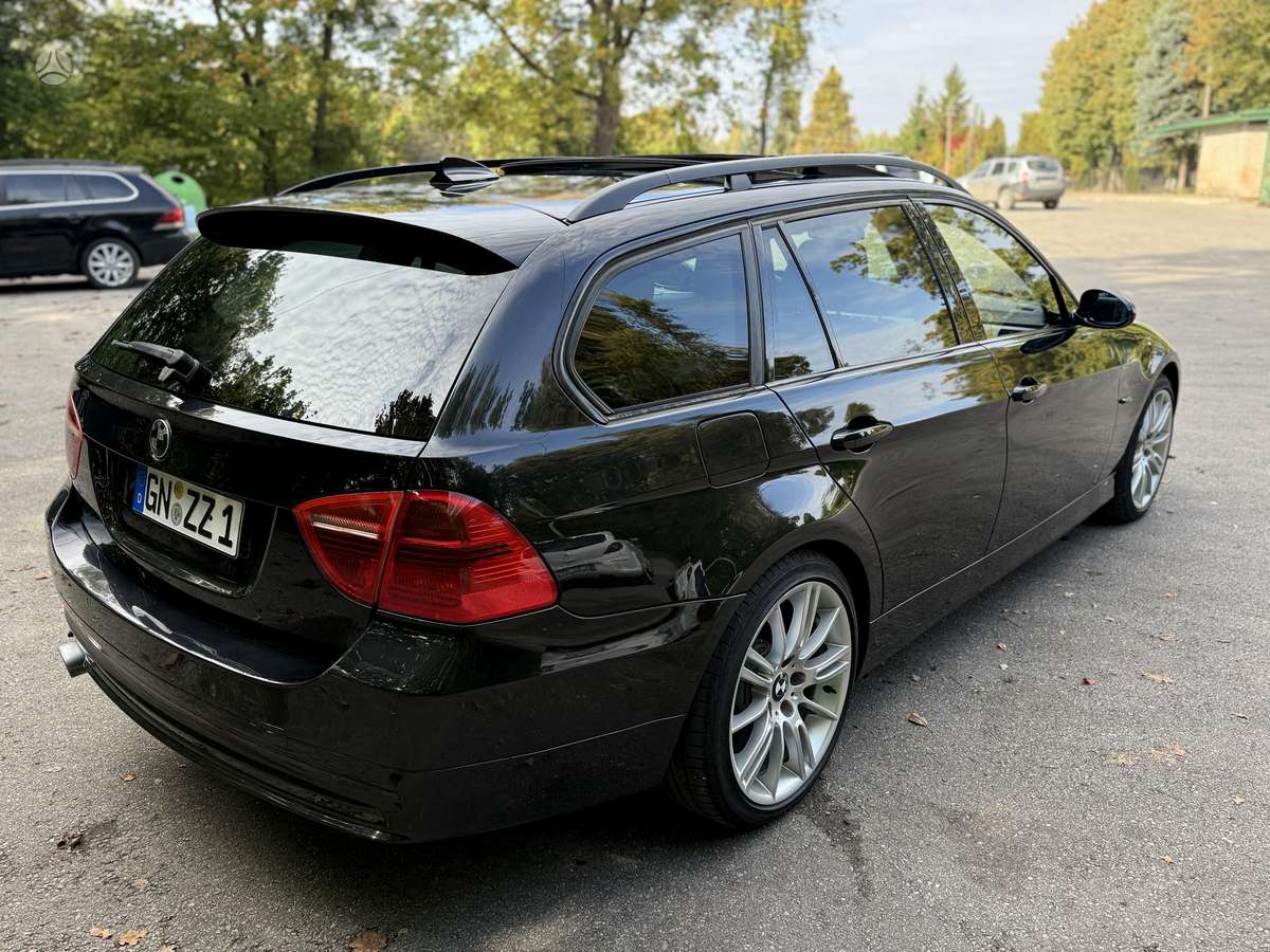 BMW 320, 2.0 l., universalas