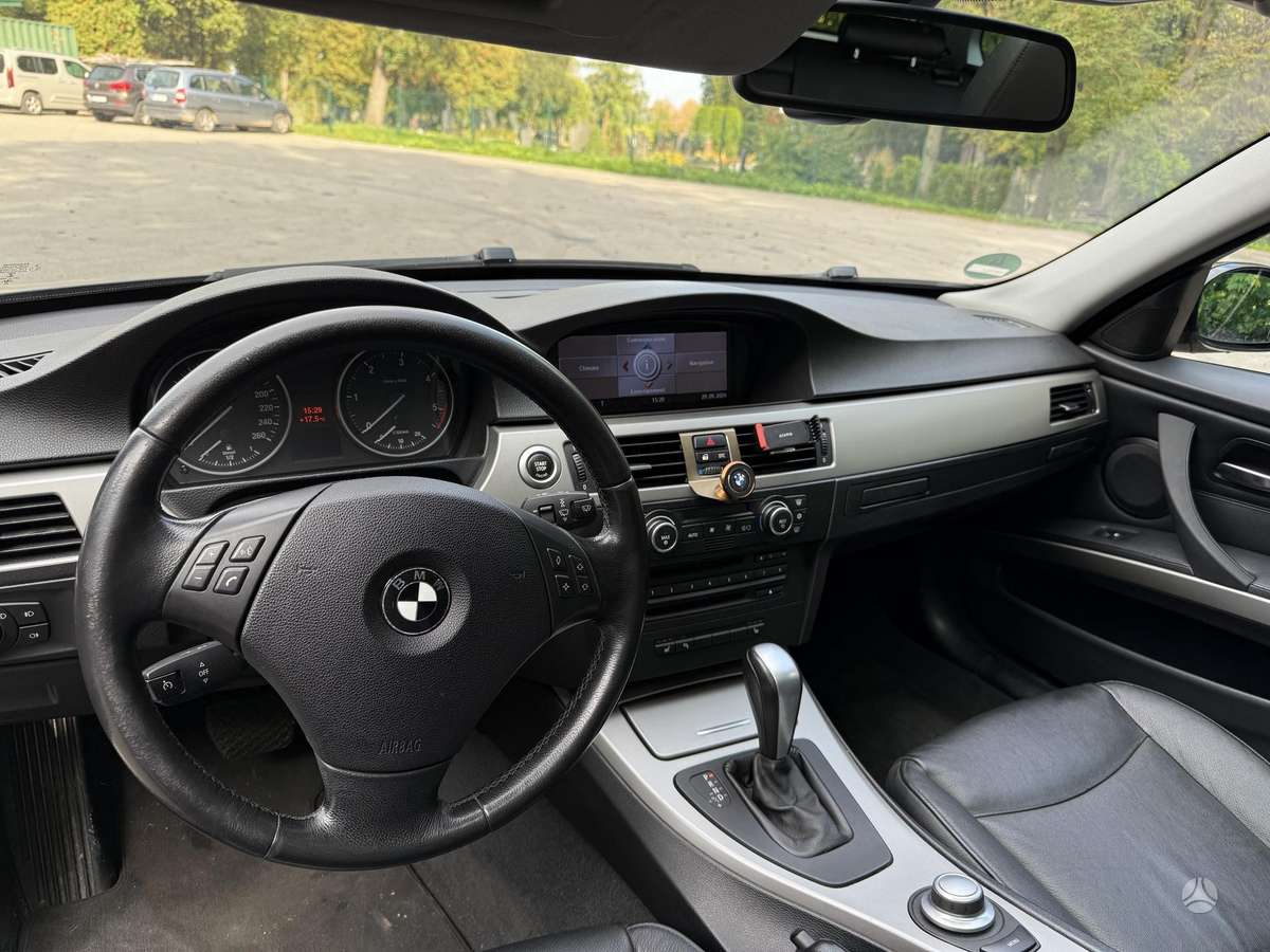 BMW 320, 2.0 l., wagon