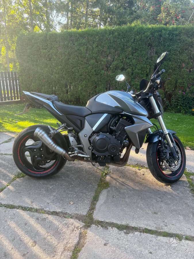Honda CB 1000cc, street / classic