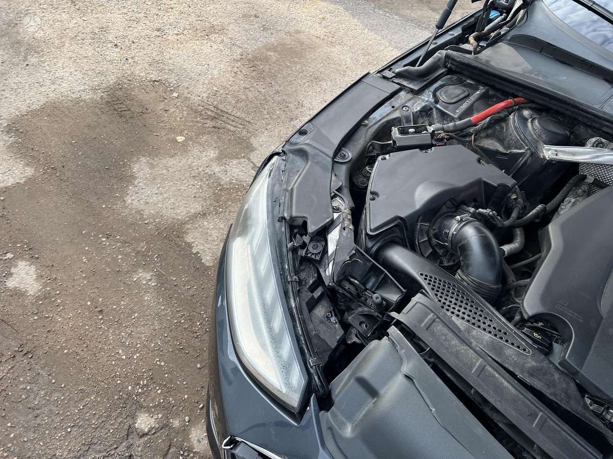 Audi A4, 2.0 l., Универсал