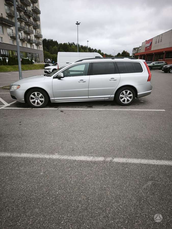 Volvo V70, 2.4 l., wagon