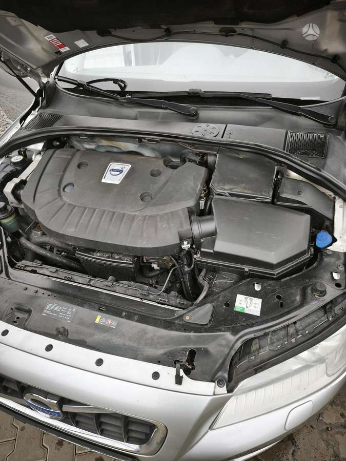 Volvo V70, 2.4 l., universalas