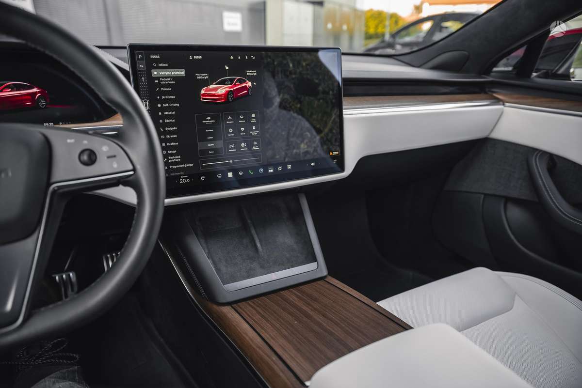 Tesla Model S, 100 кВт·ч, Седан
