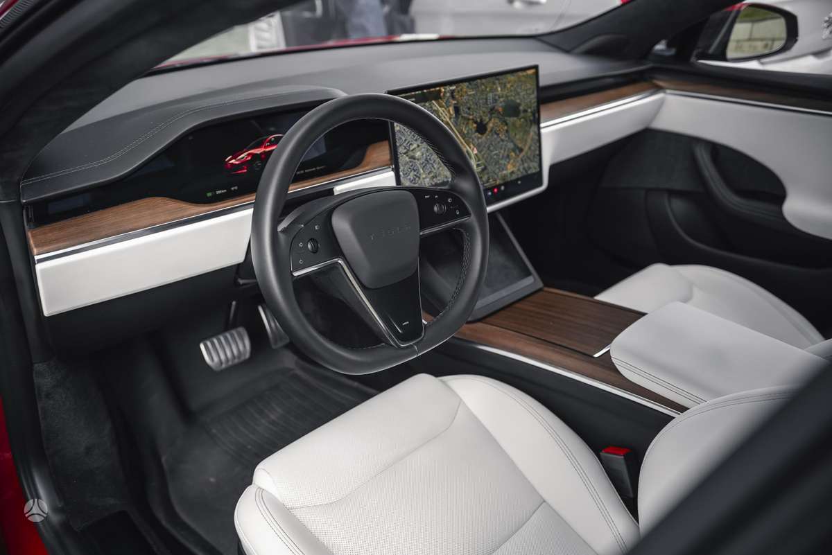 Tesla Model S, 100 кВт·ч, Седан