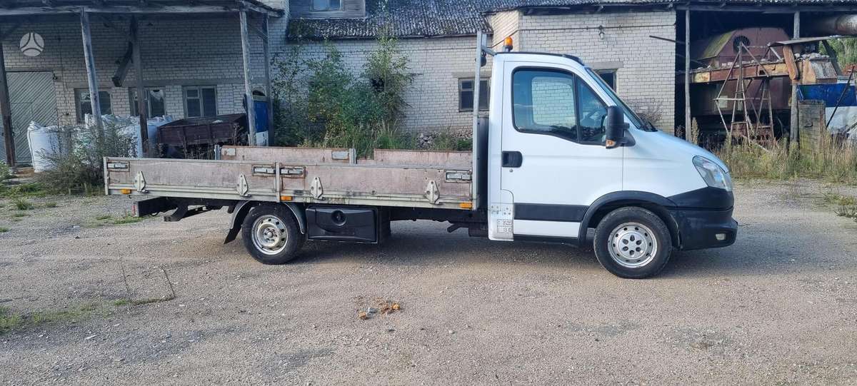 Iveco Daily, 2.3 l., cargo van