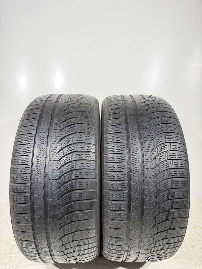 Nokian WR 4, winter 235/40 R19