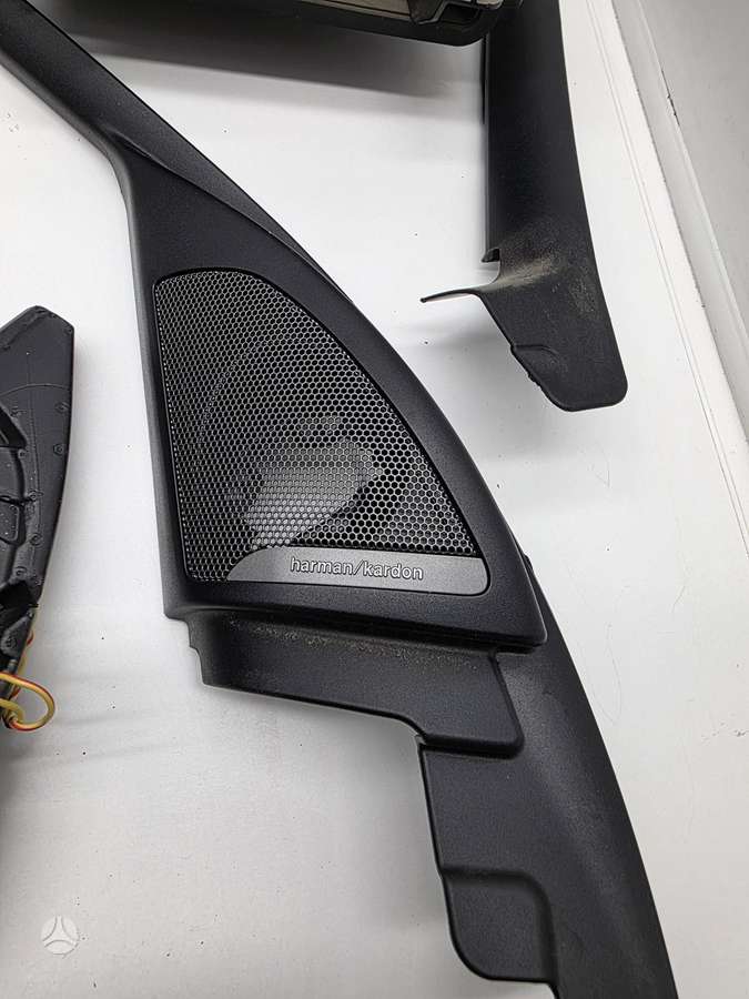 BMW X1 Harman kordon